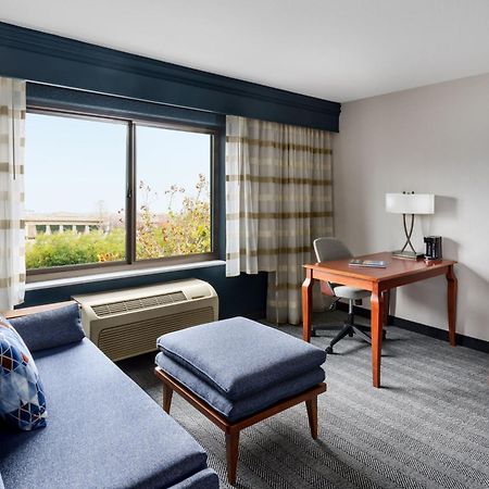 Готель Courtyard By Marriott Sacramento Фолсом Екстер'єр фото