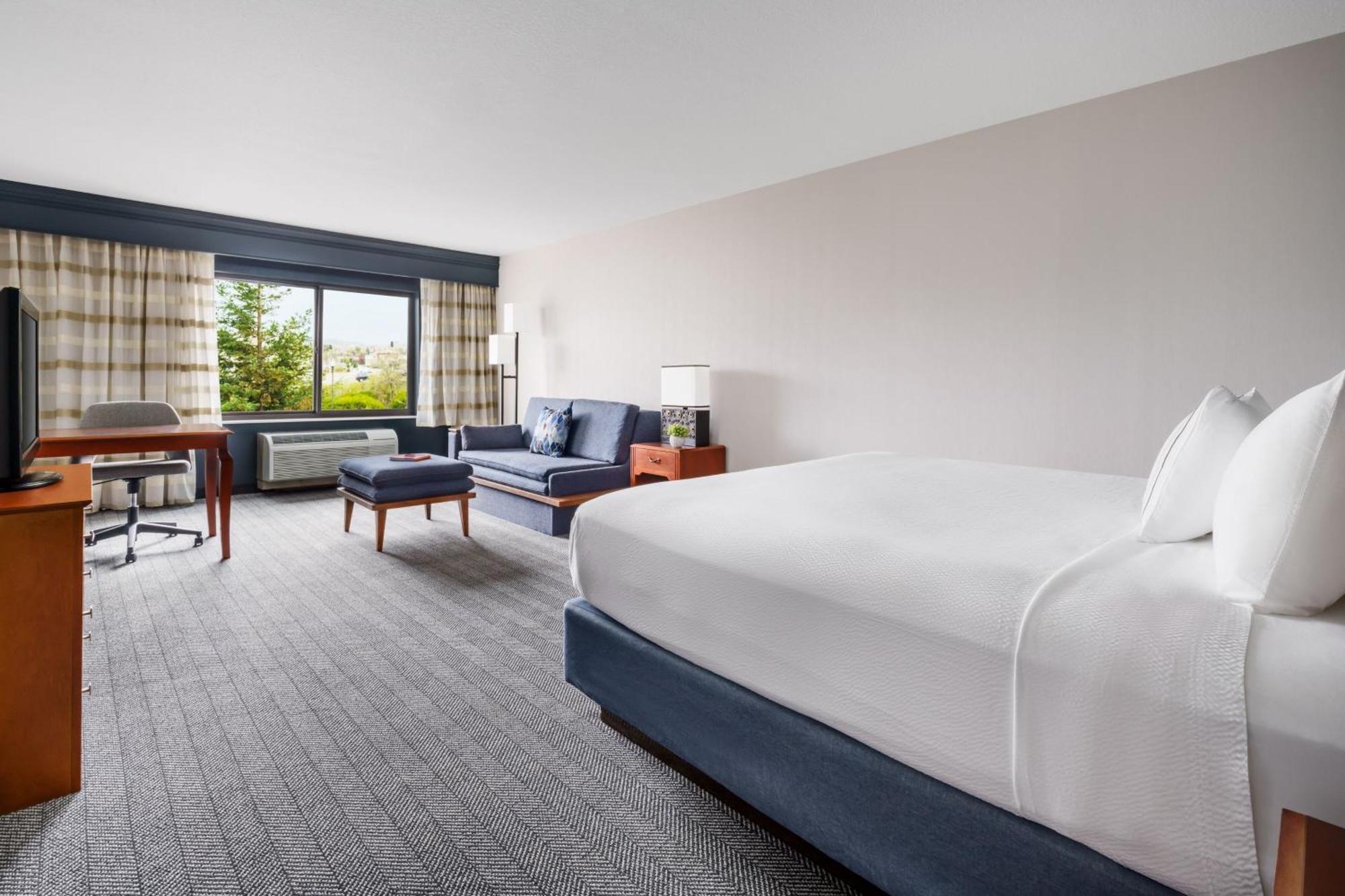 Готель Courtyard By Marriott Sacramento Фолсом Екстер'єр фото